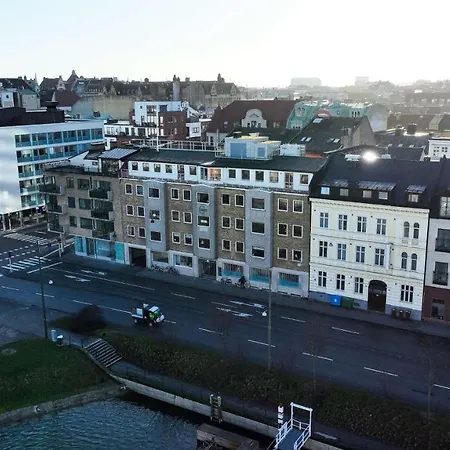 Western Royal Malmo