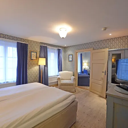 Western Royal Hotel