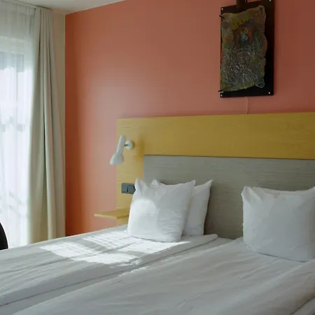Western Royal Hotell